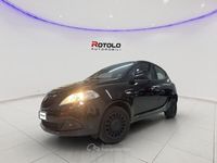 Usata Lancia Ypsilon Gold 69 CV (50 kW) 2023 Nero Utilitaria