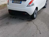 Usata Lancia Ypsilon Gold 95 CV (69 kW) 2012 Utilitaria