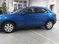 Usata VW T-Roc Life 110 CV (80 kW) 2022 Blu SUV