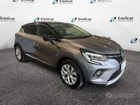 Usata Renault Captur 100 CV (73 kW) 2022 Grigio SUV