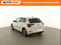 Usata VW Polo Life 95 CV (69 kW) 2023 Beige Utilitaria
