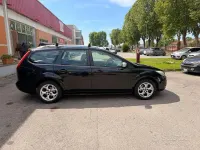Usata Ford Focus Style 109 CV (80 kW) 2011 Nero Station wagon