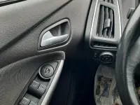 Usata Ford Focus 116 CV (85 kW) 2012 Grigio Station wagon