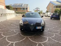 Usata Alfa Romeo Giulietta Distinctive 105 CV (77 kW) 2013 Viola Utilitaria