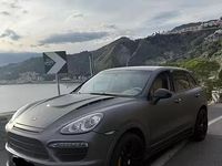 Usata Porsche Cayenne 245 CV (180 kW) 2012 Grigio SUV