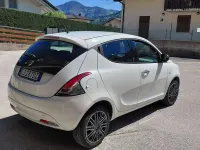 Usata Lancia Ypsilon 95 CV (69 kW) 2017 Bianco Utilitaria