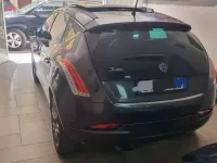 Usata Lancia Delta Gold 120 CV (88 kW) 2014 Utilitaria