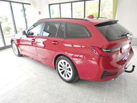 Usata BMW 318 Advantage 150 CV (110 kW) 2020 Rosso Station wagon