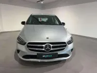 Usata Mercedes B180 116 CV (85 kW) 2020 Grigio chiaro Utilitaria