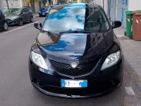 Usata Lancia Ypsilon 69 CV (50 kW) 2018 Nero Utilitaria