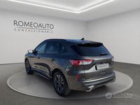 Begagnad Ford Kuga ST-Line 120 HK (88 kW) 2023 Grå SUV