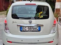 Usata Lancia Ypsilon 78 CV (57 kW) 2010 Bianco Utilitaria