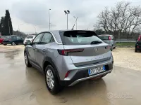 Usata Opel Mokka Elegance 101 CV (74 kW) 2022 Grigio SUV