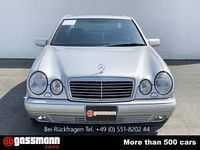 Usata Mercedes E320 Avantgarde 224 CV (164 kW) 1998 Argento Berlina