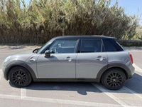 Usata Mini Cooper D 116 CV (85 kW) 2015 Utilitaria