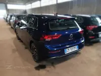 Usata VW Golf VIII Life 110 CV (80 kW) 2022 Grigio Berlina