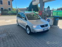 Usata VW Touran 140 CV (102 kW) 2005 Grigio Monovolume