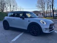 Usata Mini Cooper Hype 136 CV (100 kW) 2016 Bianco Utilitaria