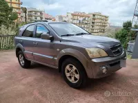 Usata Kia Sorento EX 140 CV (102 kW) 2004 Grigio SUV