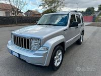 usata Jeep Cherokee 2.8 CRD Limited 185,00/mese