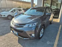 Usata Toyota RAV4 Style 124 CV (91 kW) 2013 Grigio SUV