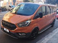 Usata Ford Tourneo Active 170 CV (125 kW) 2022 Arancione Monovolume