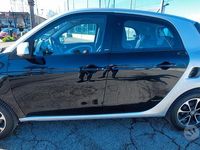 Usata Smart ForFour 70 CV (51 kW) 2015 Bianco Utilitaria