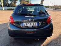 Usata Peugeot 208 Allure 82 CV (60 kW) 2014 Utilitaria