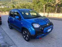 Usata Fiat Panda Cross Cross 70 CV (51 kW) 2023 Blu Utilitaria