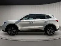 Nuova MG ZS Luxury 197 CV (144 kW) 2026 Dover white SUV