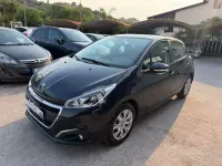 Usata Peugeot 208 Active 82 CV (60 kW) 2016 Grigio Utilitaria