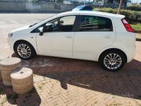 Usata Fiat Grande Punto 75 CV (55 kW) 2009 Utilitaria
