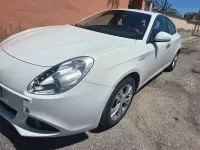 Usata Alfa Romeo Giulietta Progression 120 CV (88 kW) 2013 Bianco Utilitaria