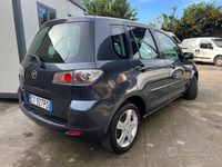 Usata Mazda 2 75 CV (55 kW) 2005 Grigio Utilitaria