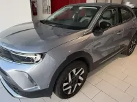 Usata Opel Mokka Elegance 101 CV (74 kW) 2023 Argento SUV