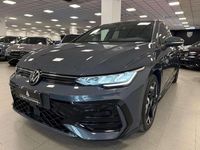 Usata VW Golf VIII R-line 150 CV (110 kW) 2025 Grigio Berlina