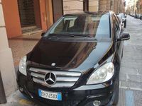 Usata Mercedes B180 Premium 116 CV (85 kW) 2011 Monovolume