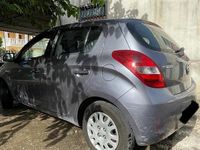 Usata Hyundai i20 78 CV (57 kW) 2009 Grigio Utilitaria
