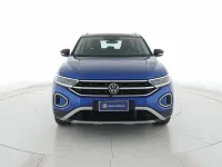 Usata VW T-Roc Style 150 CV (110 kW) 2023 Ravenna blue metallizzato nero SUV