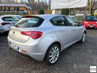 Usata Alfa Romeo Giulietta Super 120 CV (88 kW) 2016 Argento Berlina