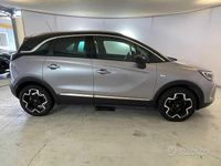 Usata Opel Crossland Ultimate 120 CV (88 kW) 2021 Grigio aluminio SUV