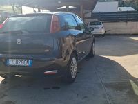 Usata Fiat Punto Street 69 CV (50 kW) 2016 Nero Berlina