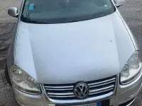 Usata VW Jetta Comfortline 105 CV (77 kW) 2006 Grigio Berlina