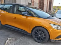 Usata Renault Scénic IV Intens 115 CV (84 kW) 2018 Marrone Monovolume