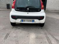 usata Peugeot 107 autocarro