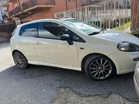 Usata Fiat Punto Lounge 95 CV (69 kW) 2012 Bianco Utilitaria