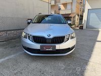 Usata Skoda Octavia Executive 116 CV (85 kW) 2019 Grigio Station wagon