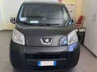 Usata Peugeot Bipper 68 CV (50 kW) 2012 Nero Monovolume