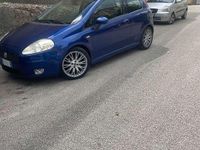 Usata Fiat Grande Punto Sport 131 CV (96 kW) 2006 Blu/azzurro Utilitaria