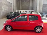 Usata Renault Twingo Dynamique 58 CV (42 kW) 2009 Rosso Utilitaria